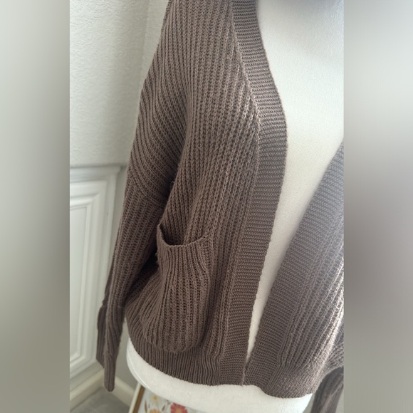Brown Knitted Cardigan - Picture 5 of 10